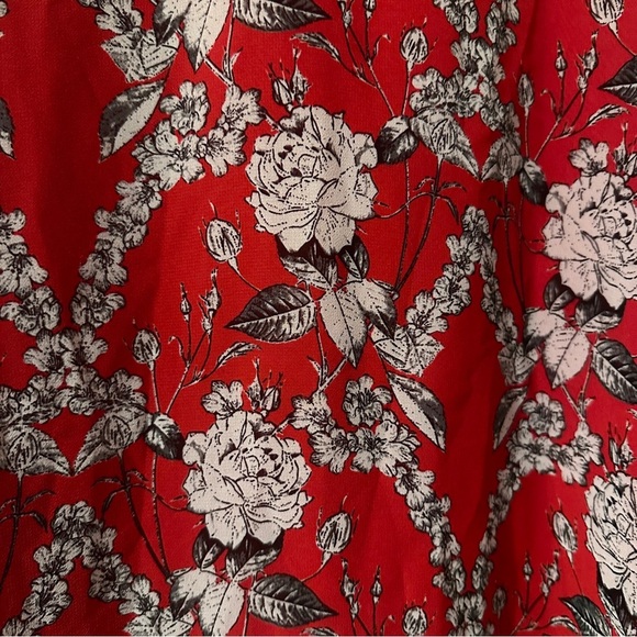 Max Studio Red Floral Keyhole Back Tank Top Women’s Size Large Spring Feminine - Picture 6 of 13